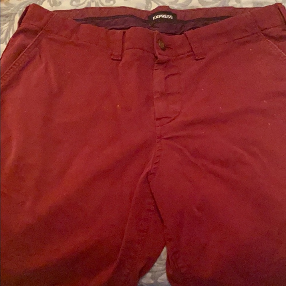 Men’s express Maroon shorts